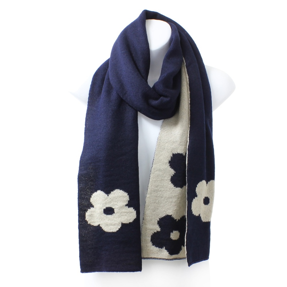 Womens Reversible Flower Knit Rectangle Navy Blue